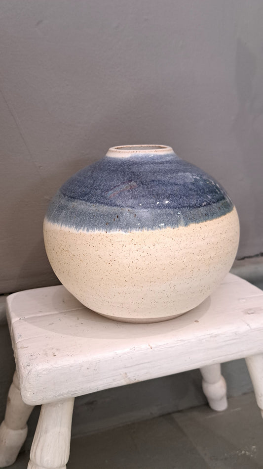 Danielle Pilling - Studio 9 Ceramics - Blue Bay medium vessel