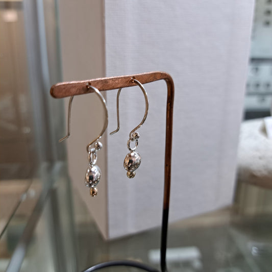 Carole Ramsden Silver - CR142 - Sterling silver and gold nugget drop earrings