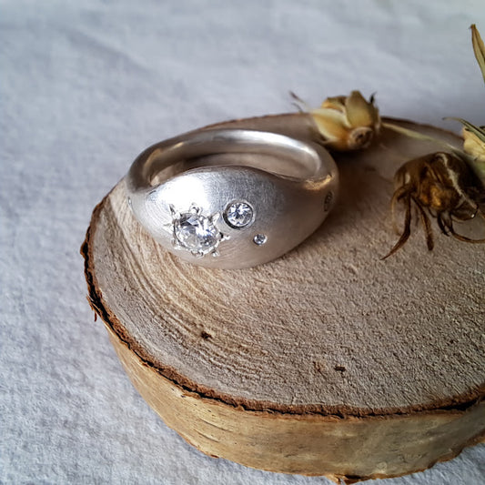 Carole Ramsden Silver - CR311 - Signet style chunky white stone set ring