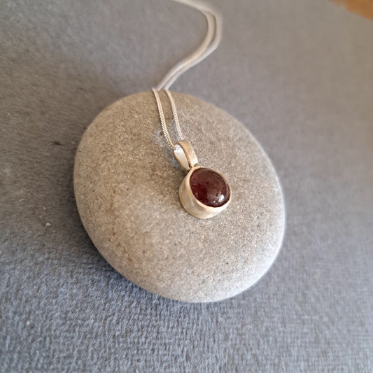 Carole Ramsden Silver - Melted dark red sea glass cabochon necklace