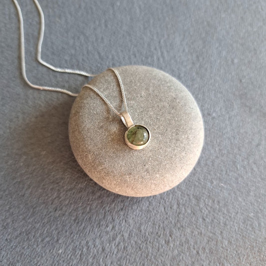 Carole Ramsden Silver - Melted milky green sea glass cabochon necklace
