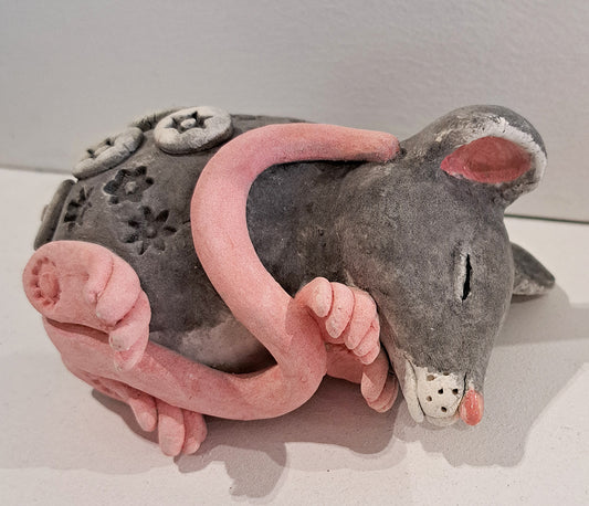 Kate Ellis - Sleeping Grey Mouse
