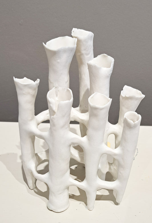 Jill Ford Ceramics - Grounded sculpture White small GRWS