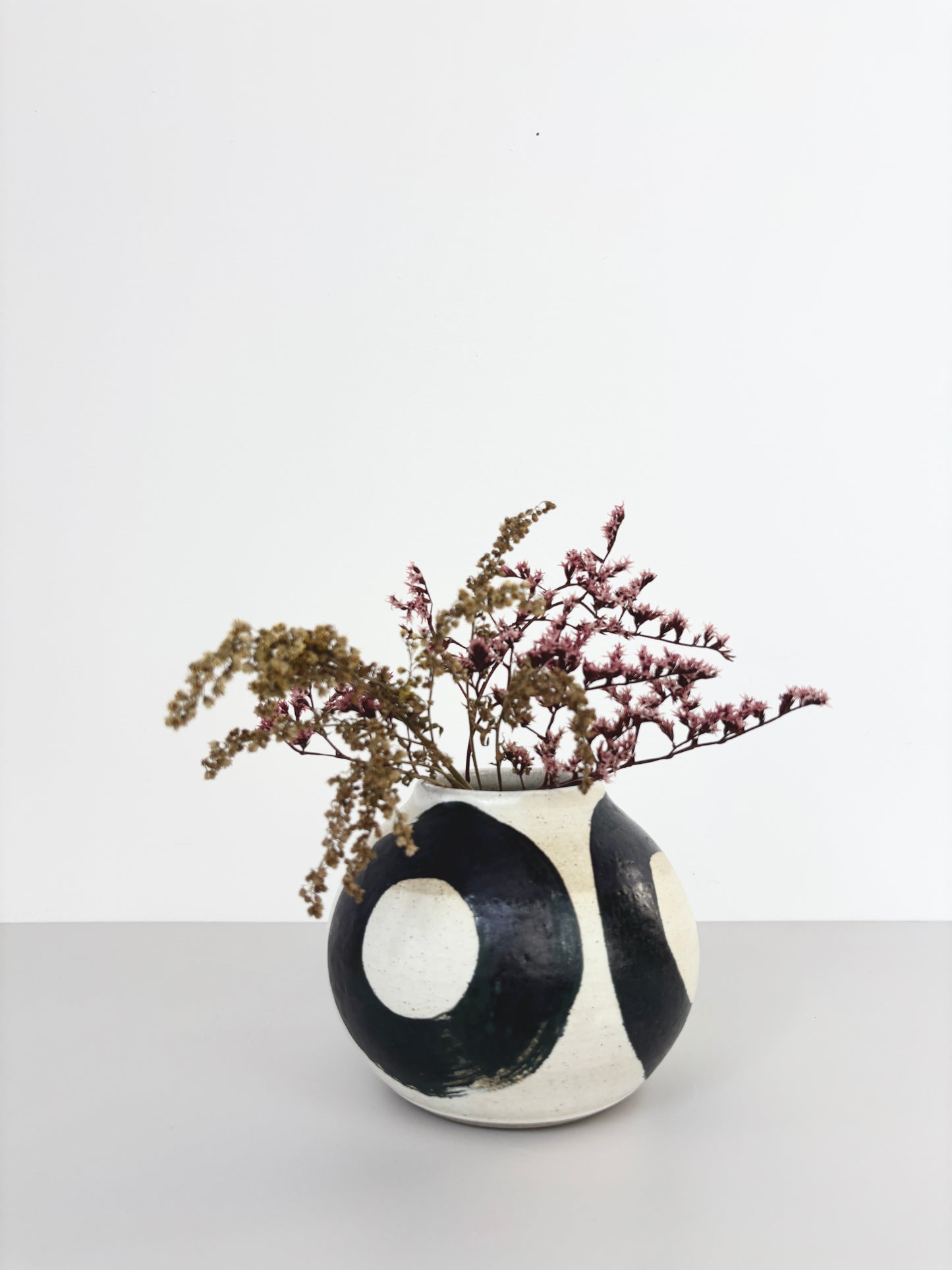 Danielle Pilling - Studio 9 Ceramics - Vessel HV