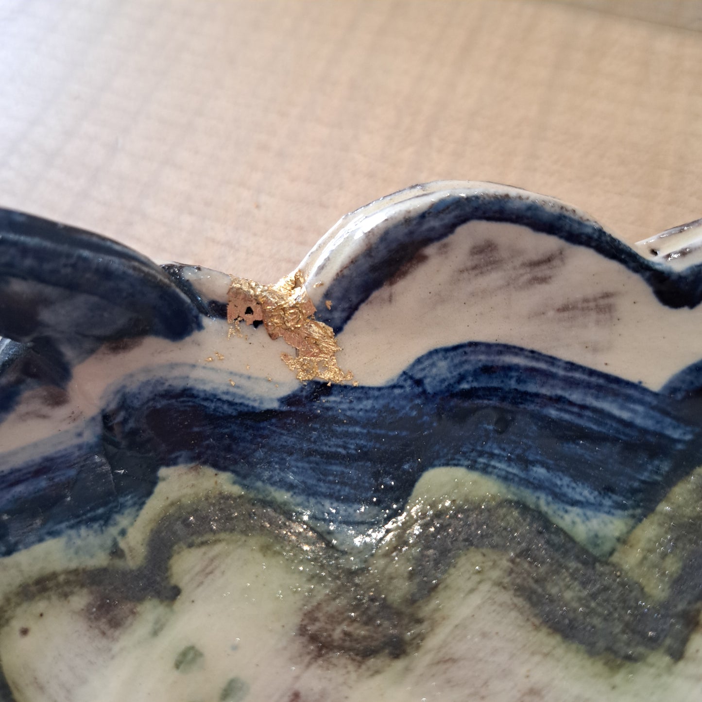 Adrift Pottery - Slipware Bird Plate with handles 20