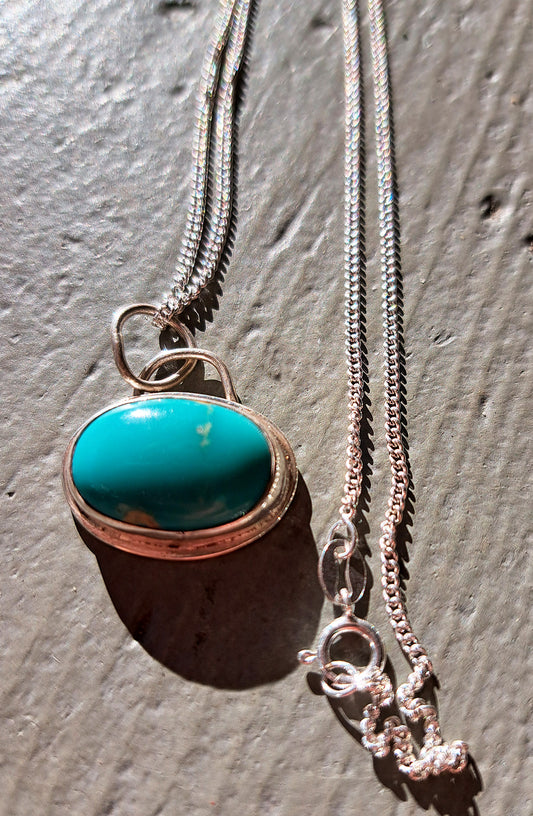 Charlotte Jewellery - Oval turquoise and silver necklace