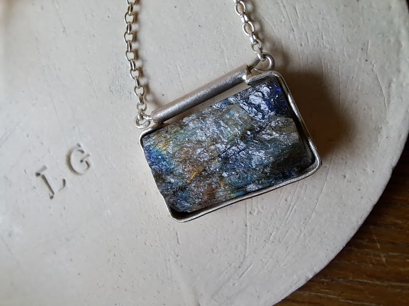 Carole Ramsden Silver - CR117 - Rectangle open back labradorite necklace