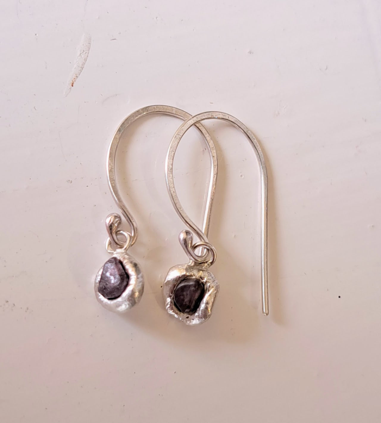 Carole Ramsden Silver - CR148 - Cast-in-place silver and sapphire drop earrings