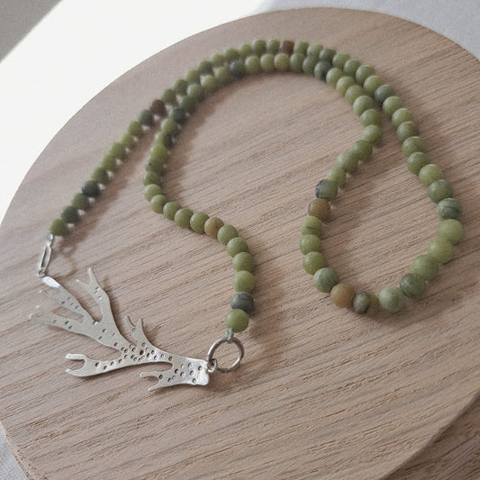 Carole Ramsden Silver - CR305 - Green opal beaded seaweed necklace