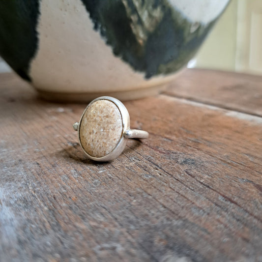 Carole Ramsden Silver - CR154 - Silver stirrup ring with beach pebble