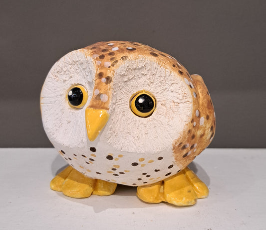 Kate Ellis - Pale brown owl