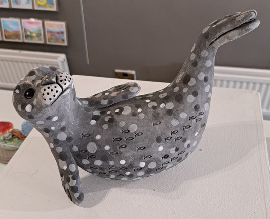Kate Ellis - Dark grey seal