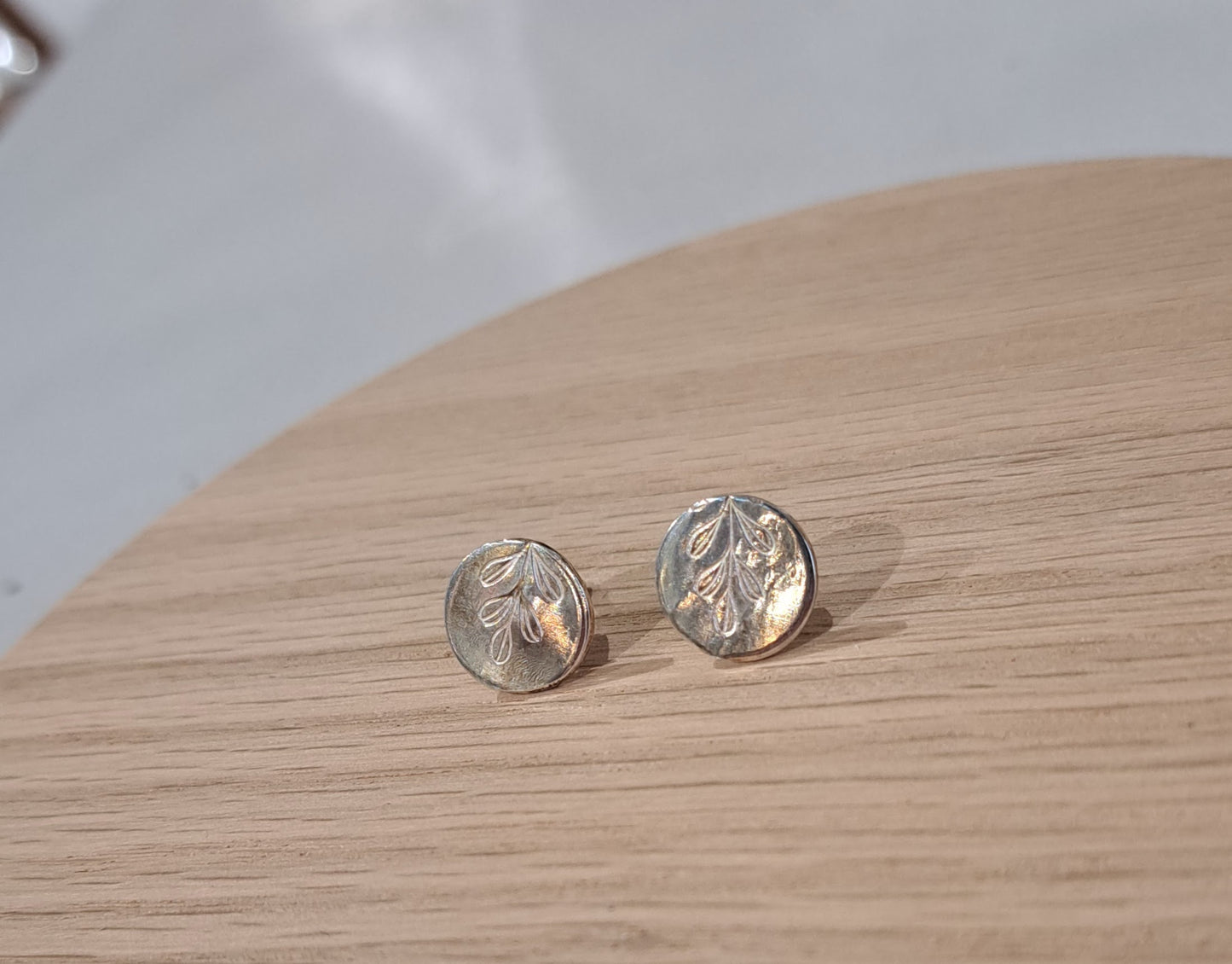 Anthea Peters - Leaf studs