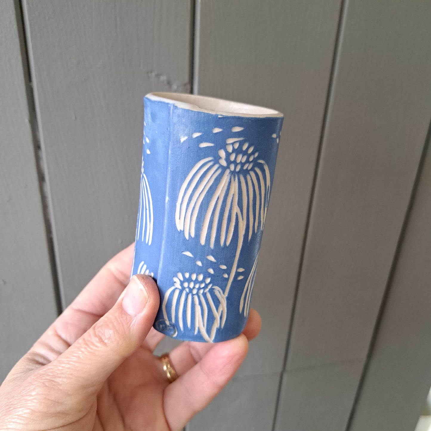 Natalie Elderton - Blue Daisy Cylinder Vase