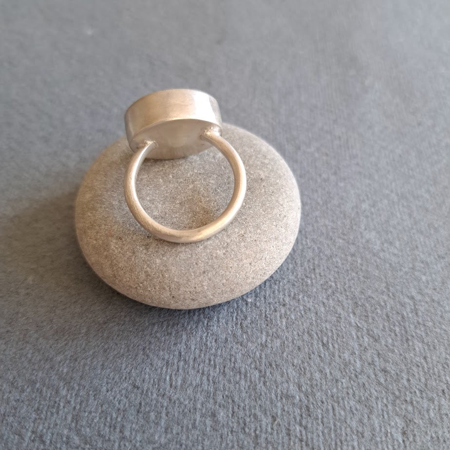 Carole Ramsden Silver - Sea green sea glass riveted bezel ring