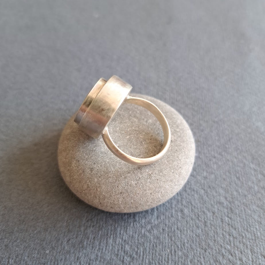 Carole Ramsden Silver - Pink/orange dolly rope treasure ring