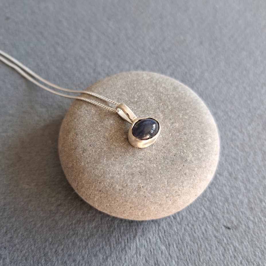 Carole Ramsden Silver - Melted navy blue sea glass cabochon necklace