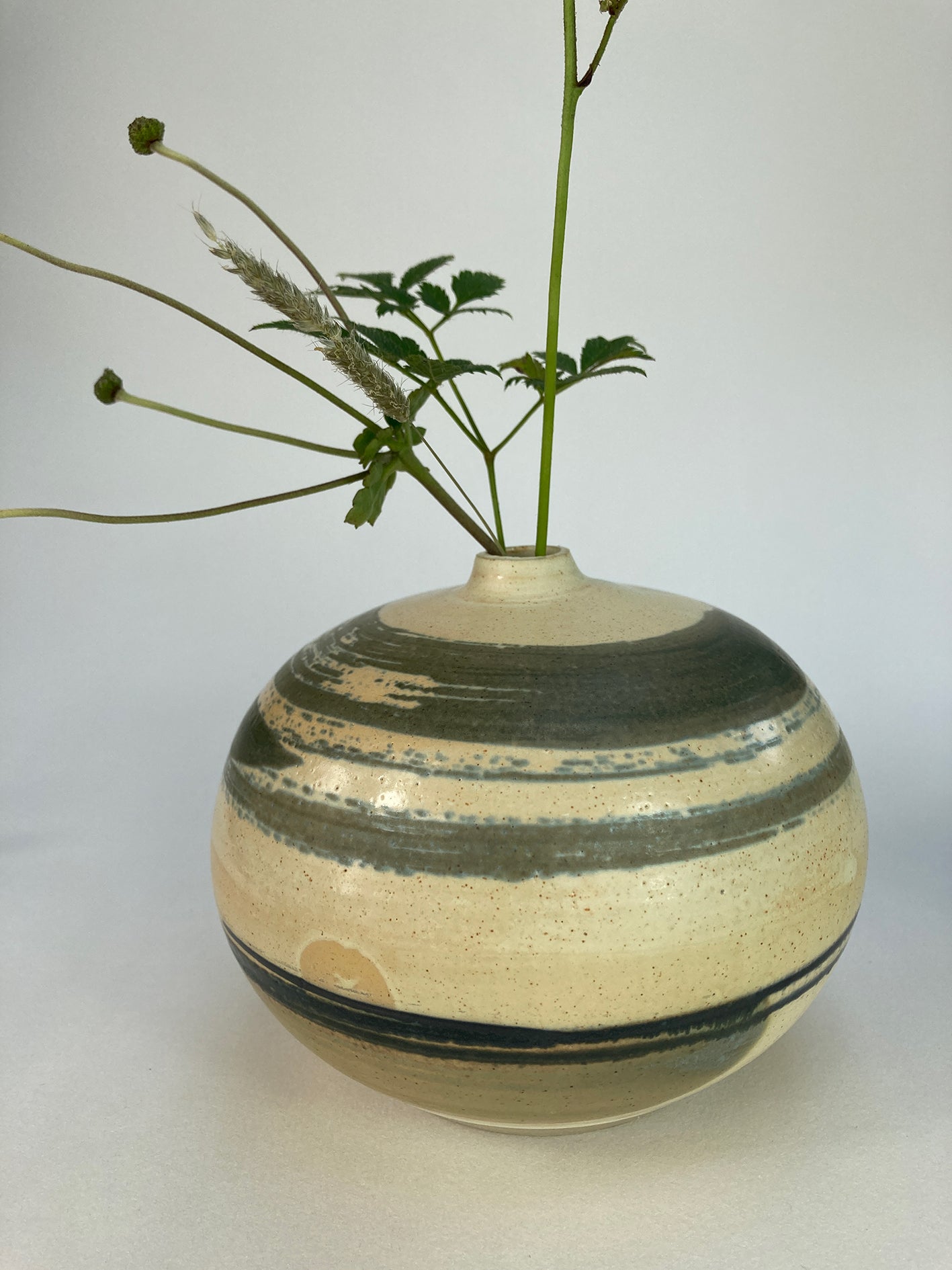 Danielle Pilling Ceramics - Bay Collection Bud Vase 22