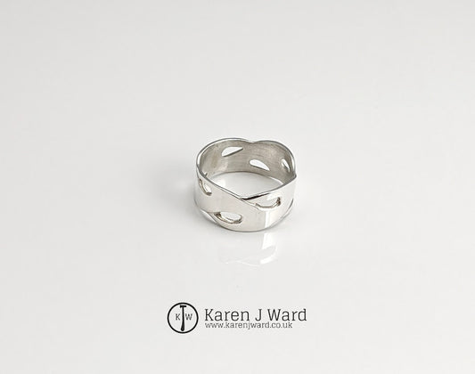 Karen J Ward - Flame ring KW83