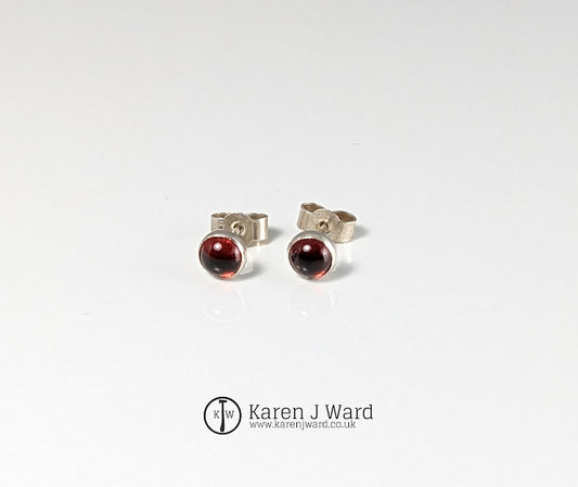 Karen J Ward - Garnet studs KW88