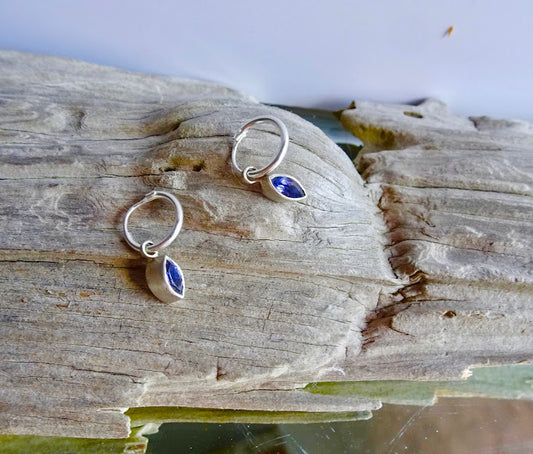 Louise Dwyer - Silver iolite drop earrings