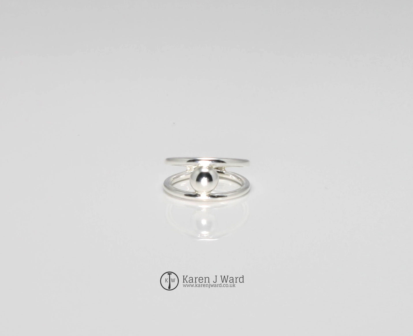 Karen J Ward - Eye ring KW82