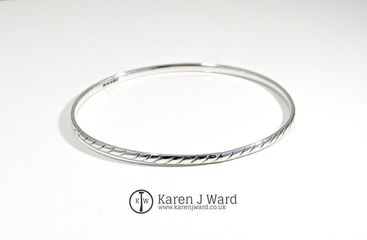 Karen J Ward - Diagonal lines bangle KW78