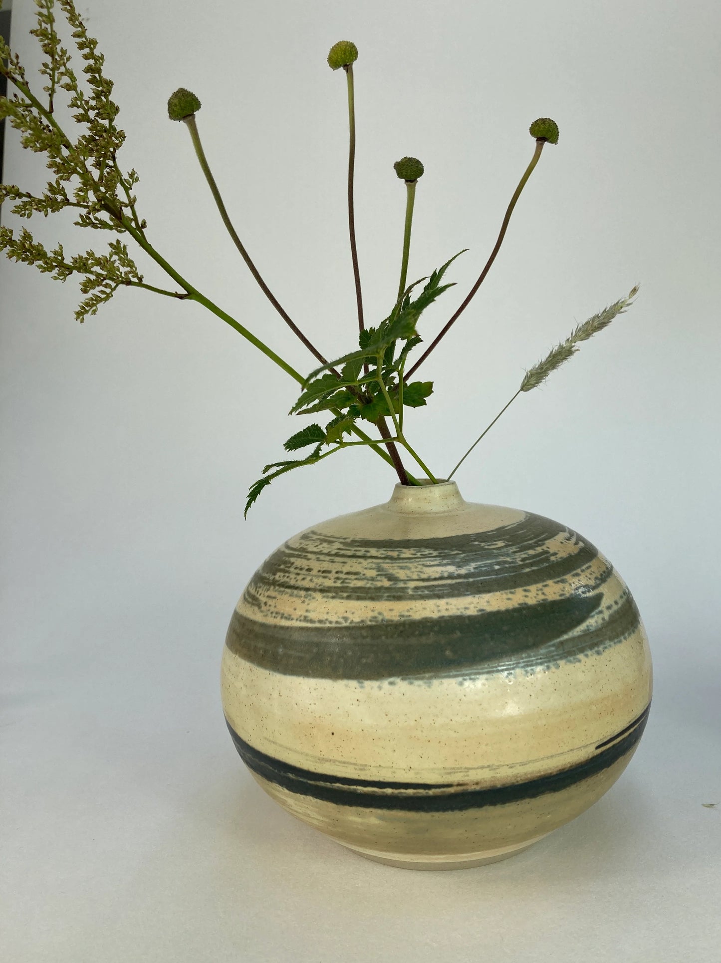 Danielle Pilling Ceramics - Bay Collection Bud Vase 20