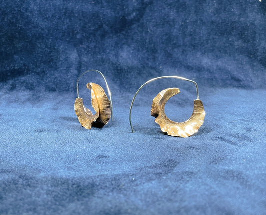 Anthea Peters - Folded Copper leaf earring