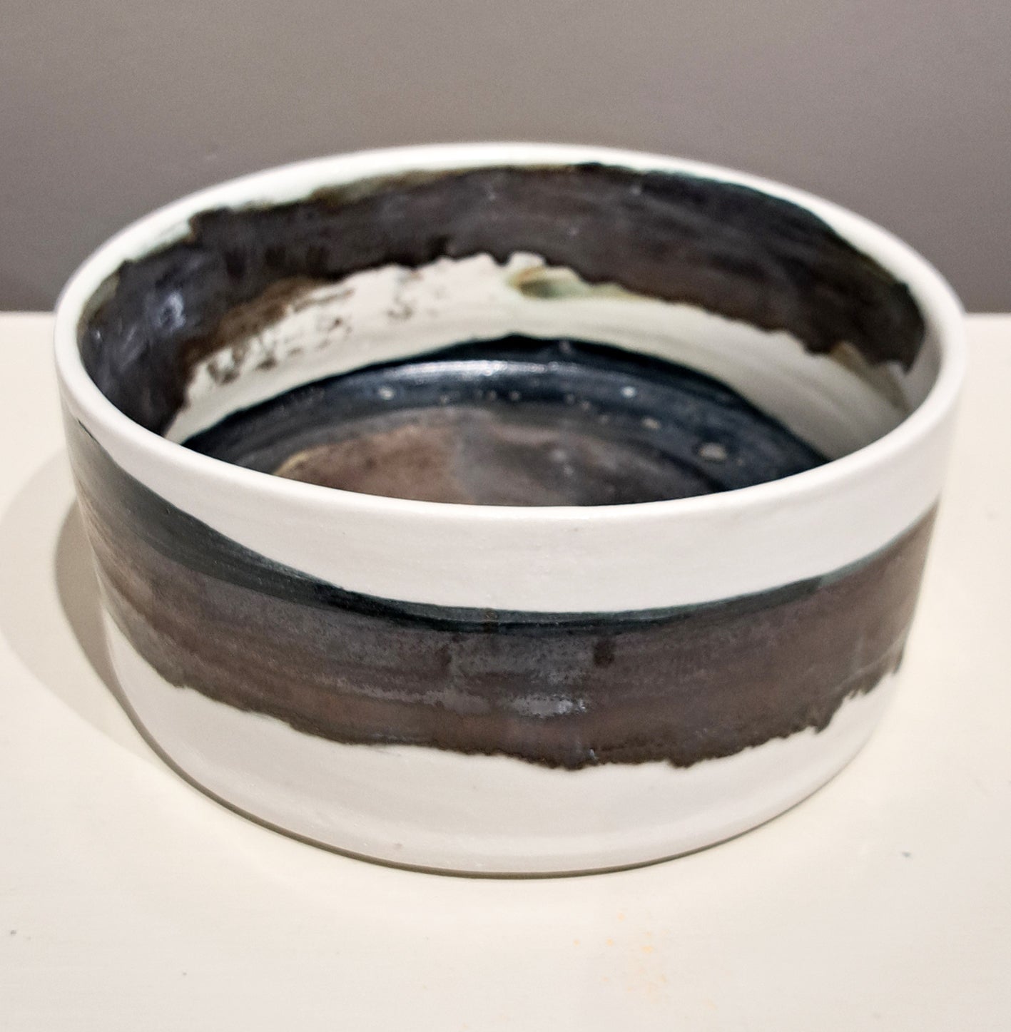 Jill Ford Ceramics - Shallow bowl Bronze medium SBBM